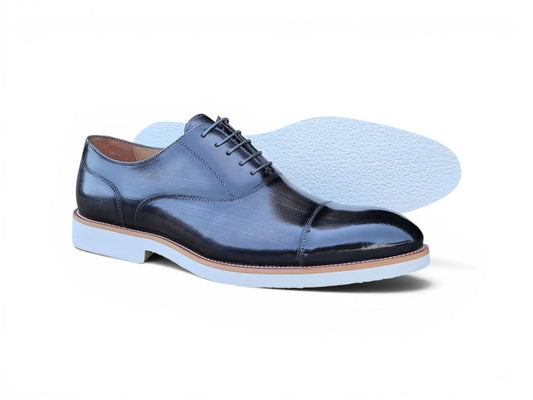 Cap Toe Oxford in Lightweight Sole