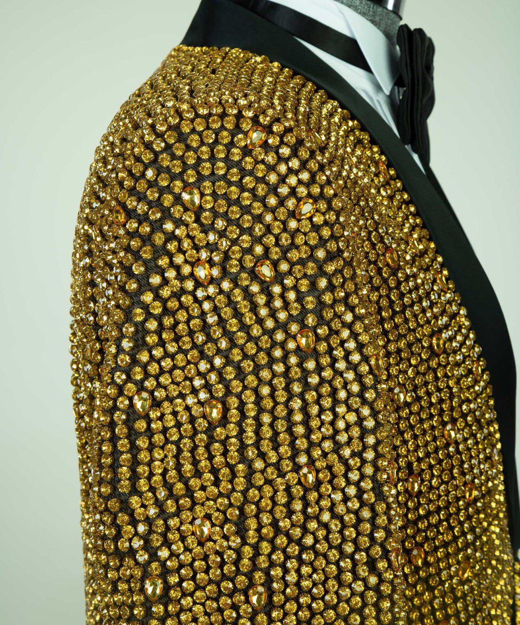 Shine Bright Gold-Embellished Suit – view 8