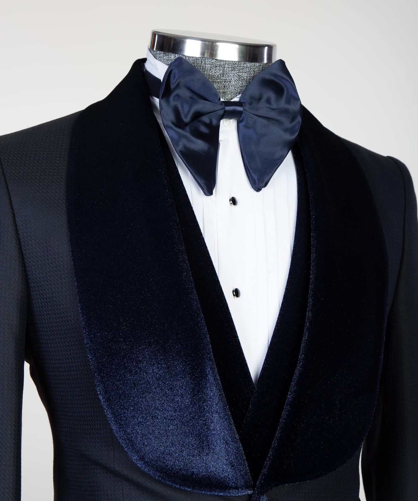 New Legend Tux - 24