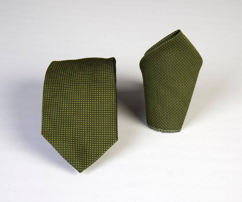Tie & Pocket Square Set