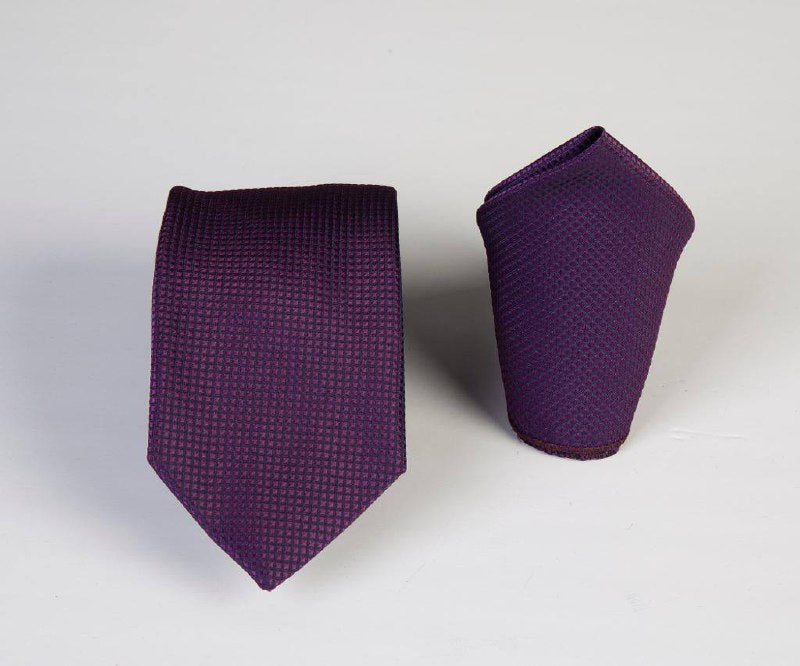 Tie & Pocket Square Set