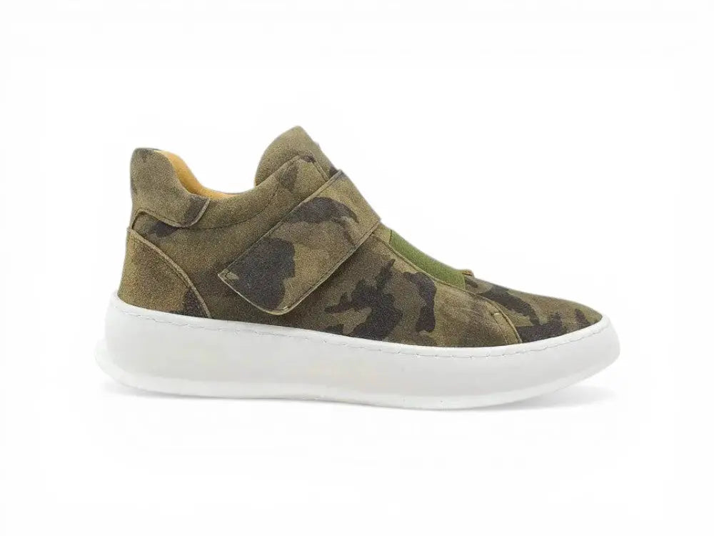 Camouflage Printed Suede Sneakers