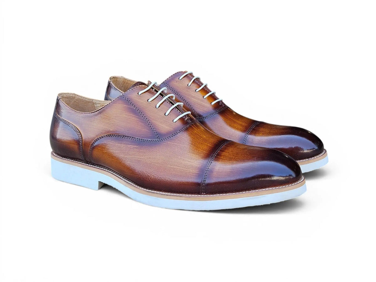 Cap Toe Oxford in Lightweight Sole