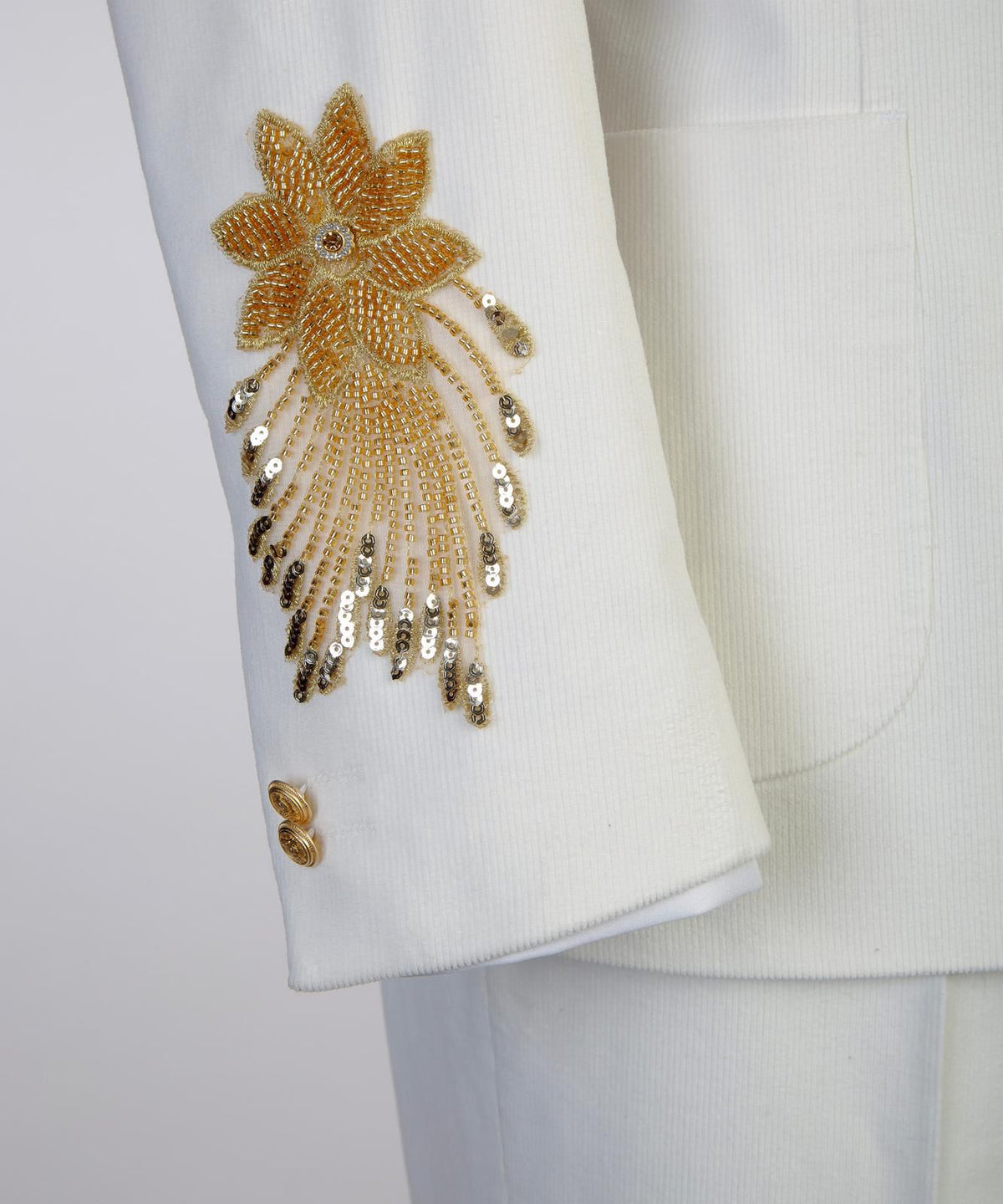 Jewelry Ornament Tuxedo – White II – view 3