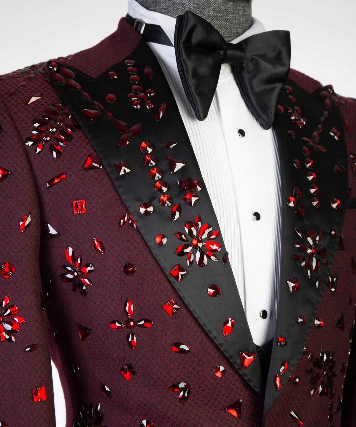 Jewelry Ornament Tuxedo – Claret Red – view 5