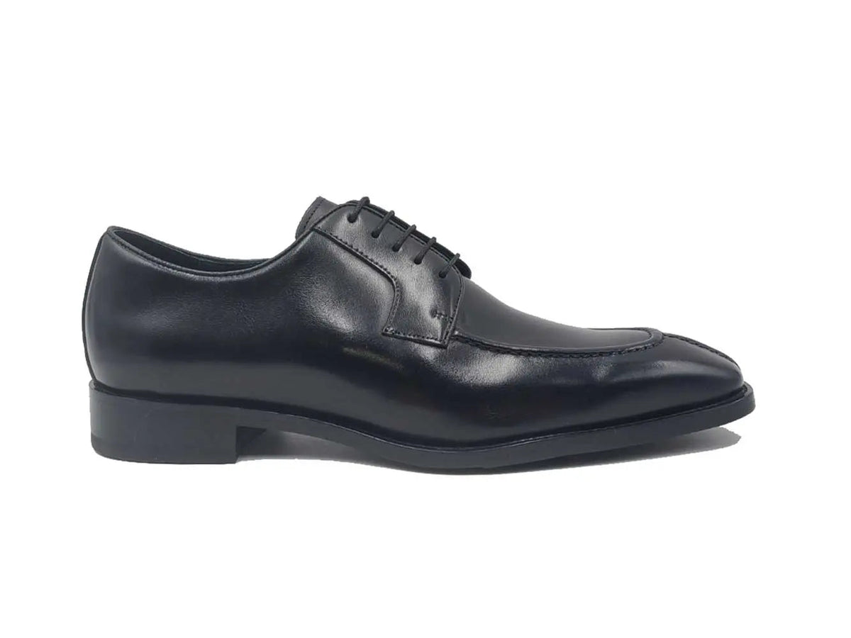 Split Toe Oxford in Leather Sole