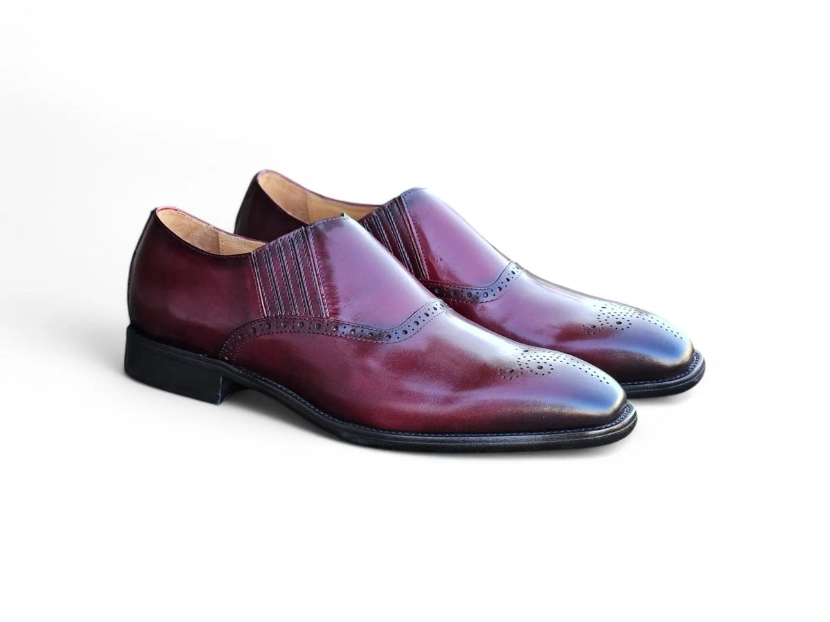 Slip-on Loafer with medallion