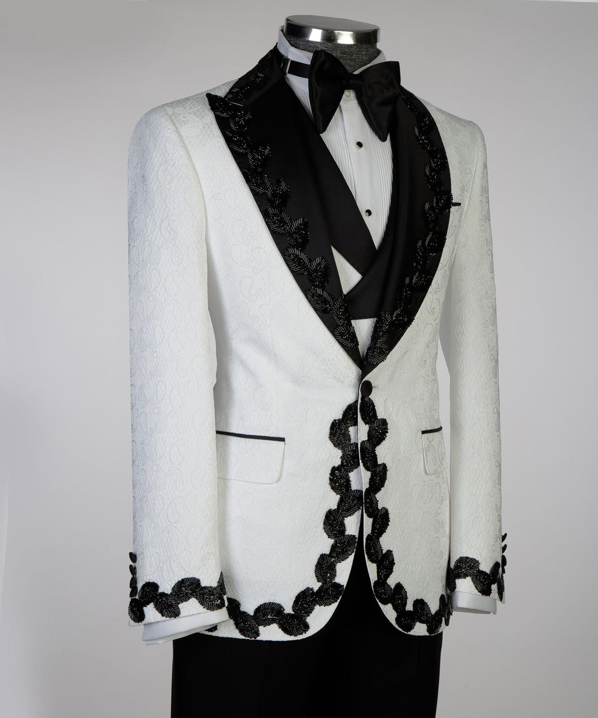 Jewelry Ornament Tuxedo – White/Black – view 3