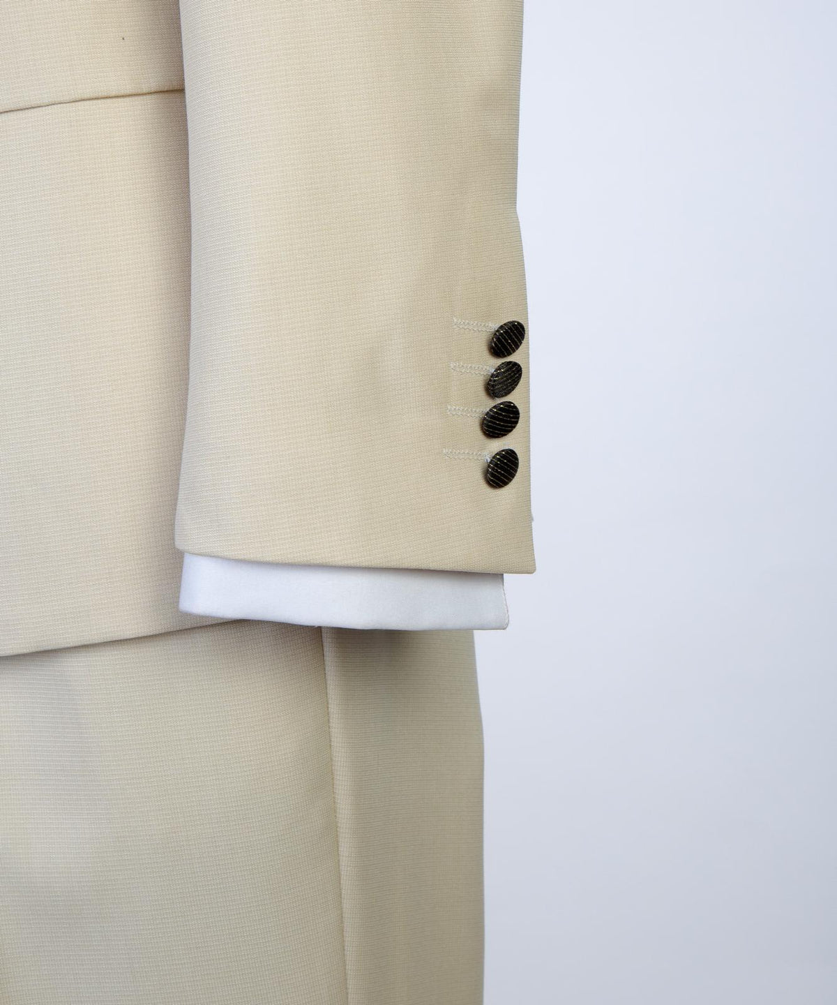 Asymmetric Leopard Lapel Ivory Tuxedo product image 3
