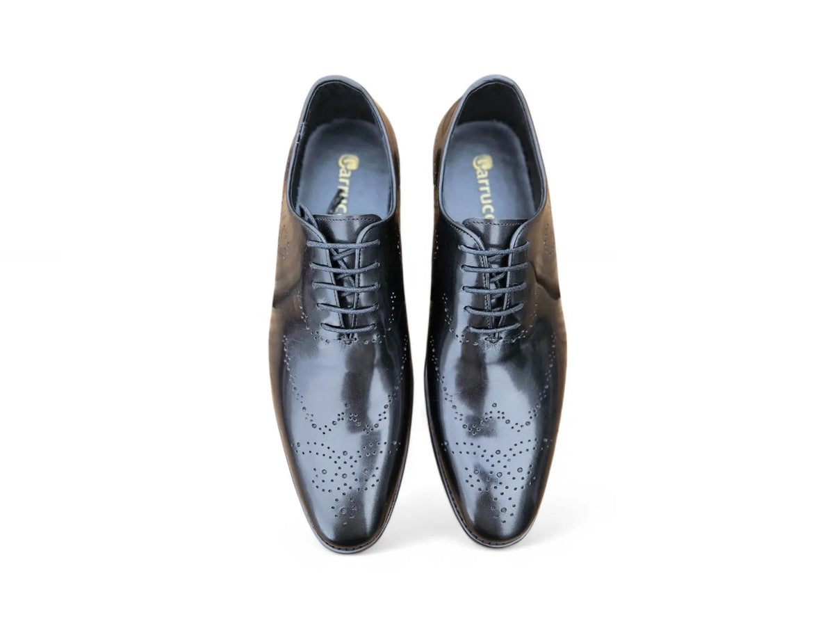Whole Cut Oxford with Medallions