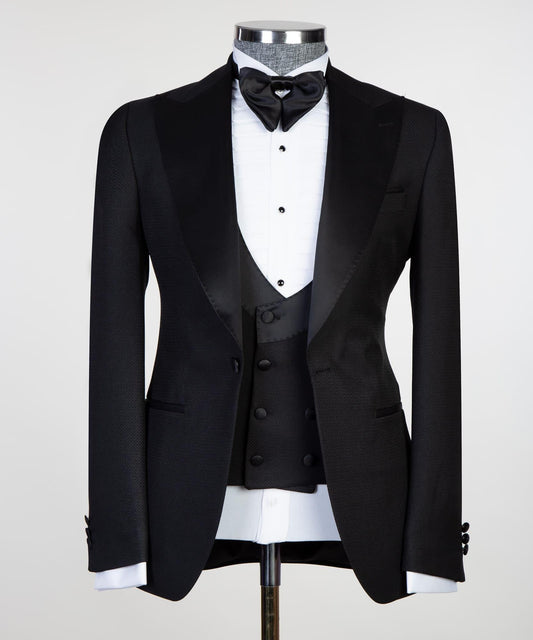 46R - Bold Tux - FS
