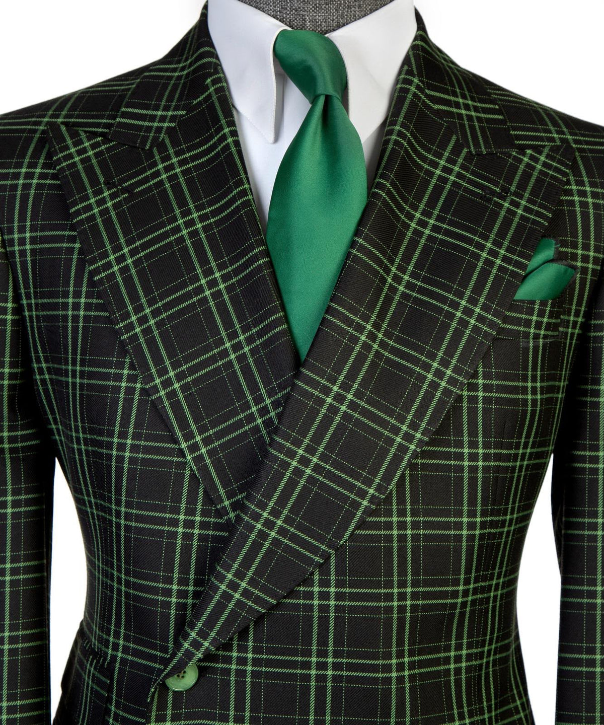 Jaegen black and green plaid lapel and fastening detail