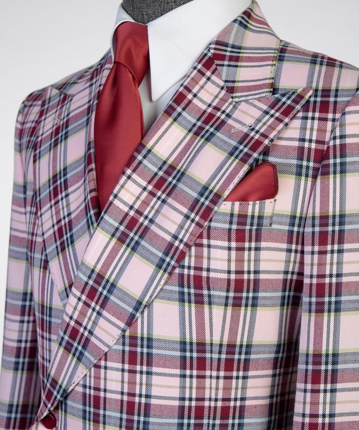 Jaegen ivory and burgundy tartan chest pocket detail