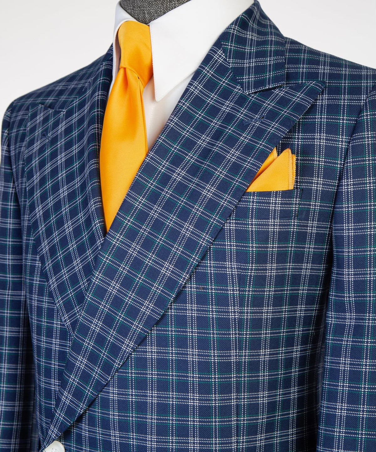 Jaegen navy and ivory textured plaid double-breasted suit – lapel detail