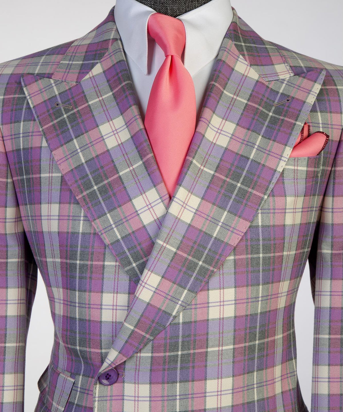 Jaegen purple and ivory tartan double-breasted suit – chest detail
