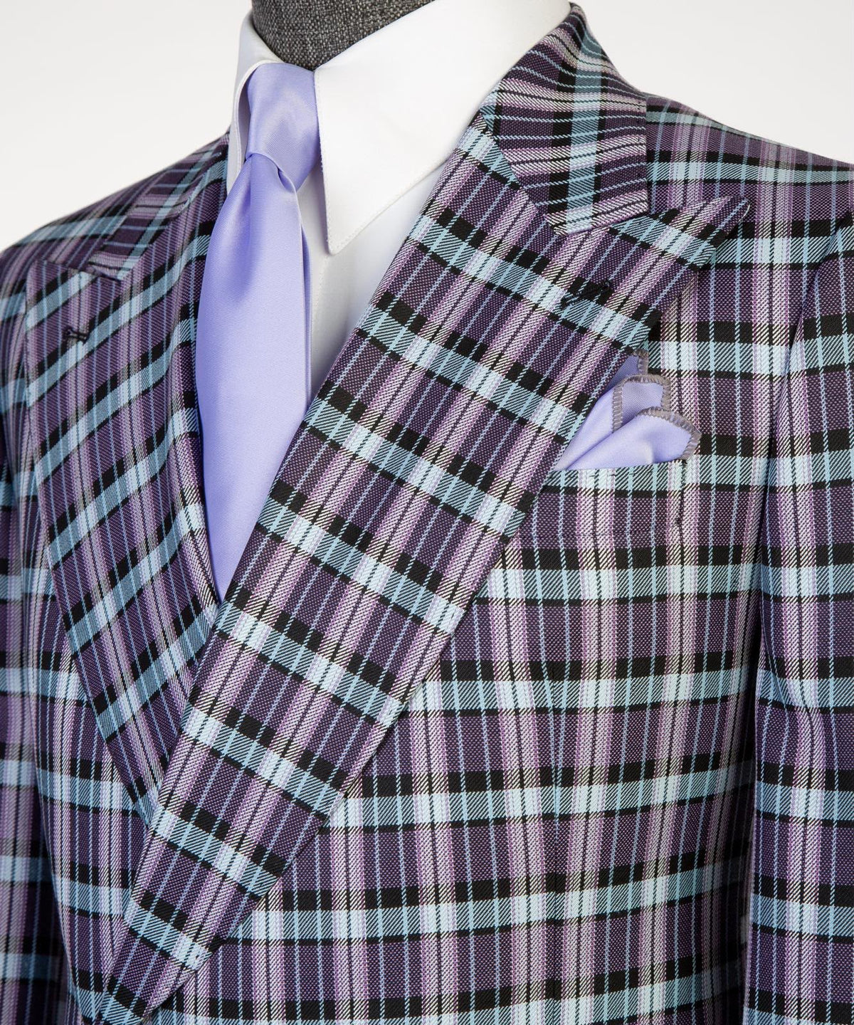 Jaegen purple and mint textured plaid double-breasted suit – lapel detail