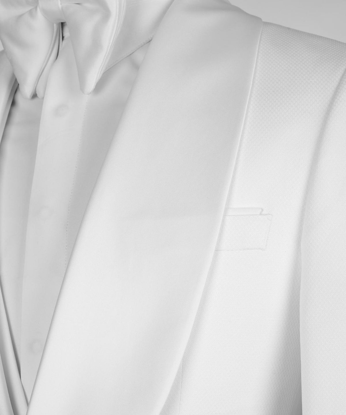 Elite Pearl Detail Wedding Tuxedo – view 5