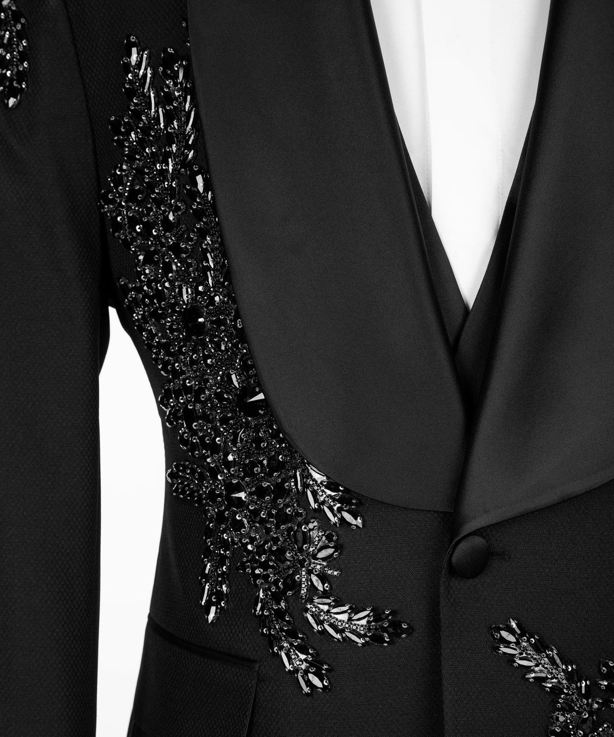 Obsidian Crystal Shawl Lapel Tuxedo – view 4