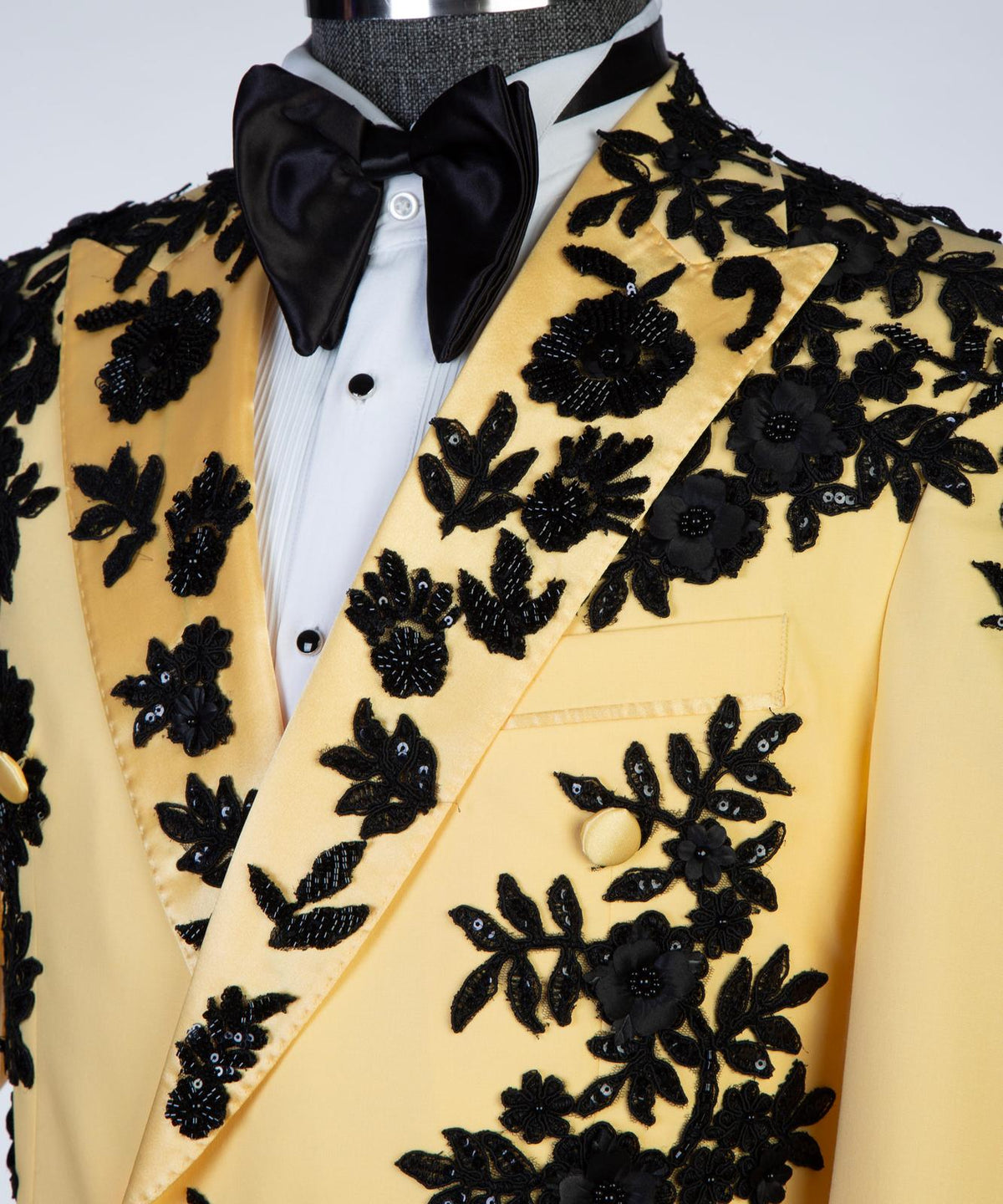 Royal Sapphire Gold Embroidered Tuxedo – Yellow/Black – view 4